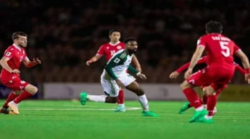 شاهد مباشر الآن .. كيفية مشاهدة مباراة السعودية ضد عمان في كأس العرب 2025 على القنوات الناقلة